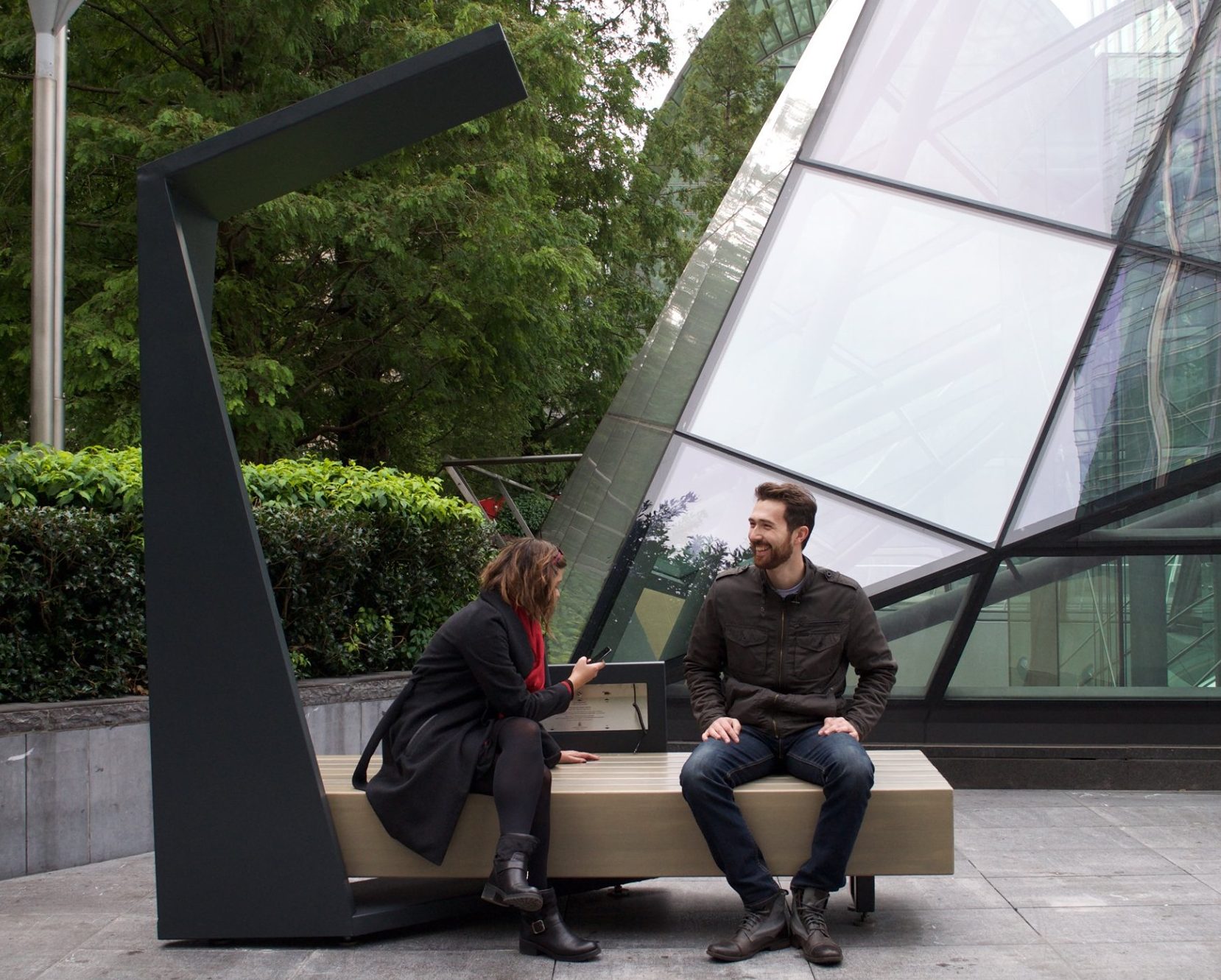 Smart Solar Benches | Eco Renewable Energy